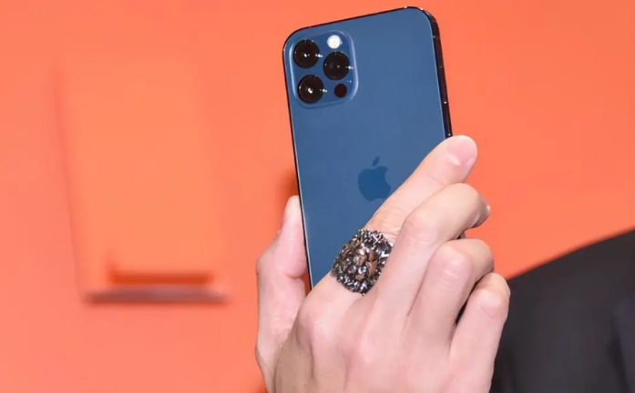 东乡苹果手机维修分享iPhone12系列重启方法教程 