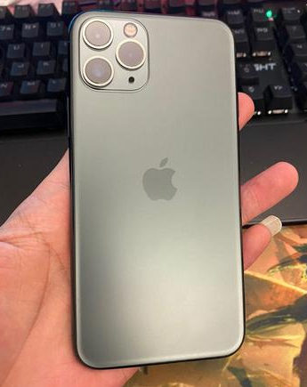 东乡苹果维修点分享iPhone 11 Pro黑屏小众故障解析 